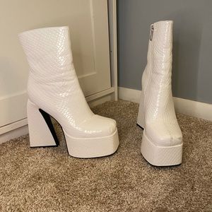 Platform GoGo Ankle Boots